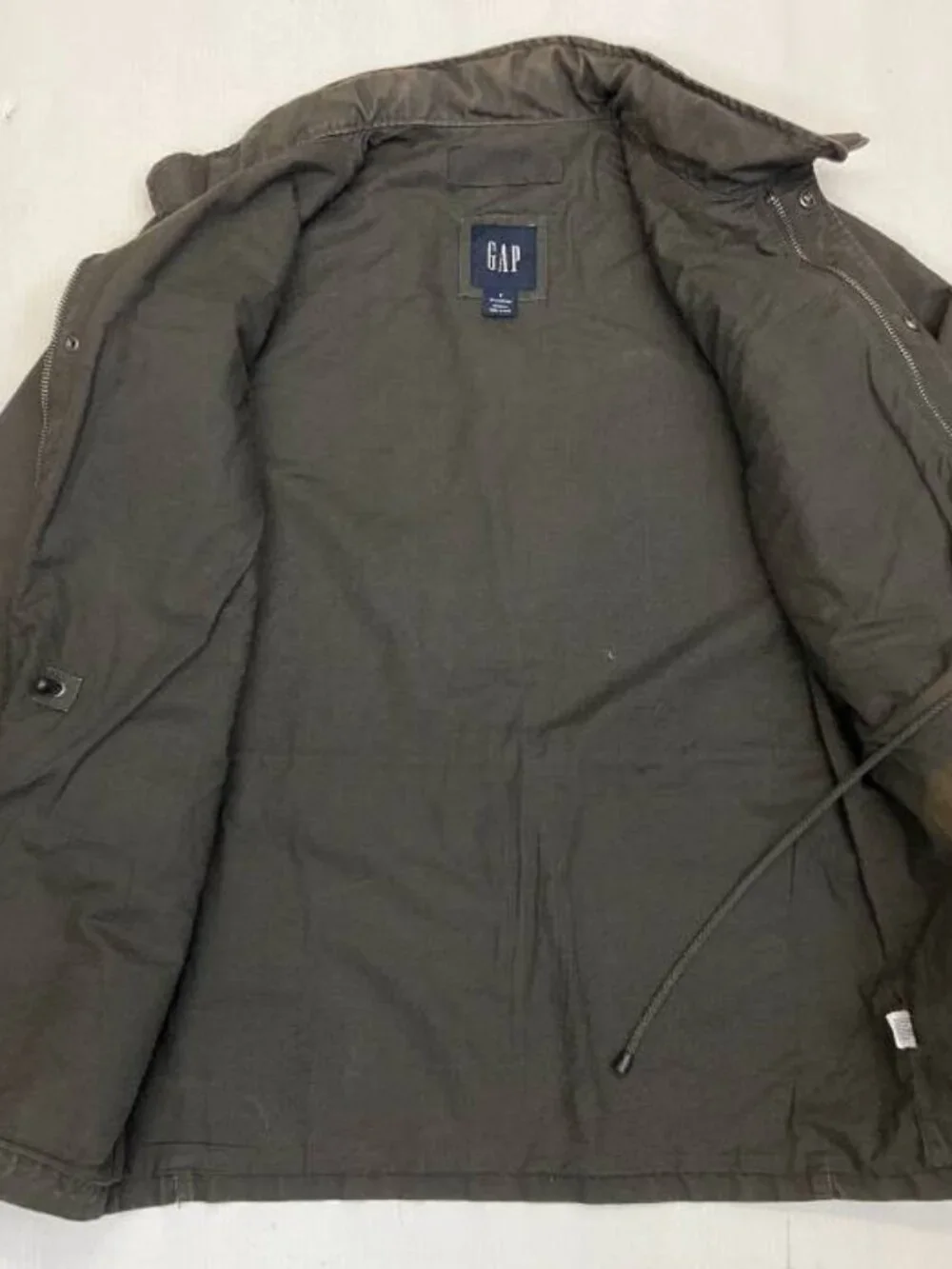 GAP olive green